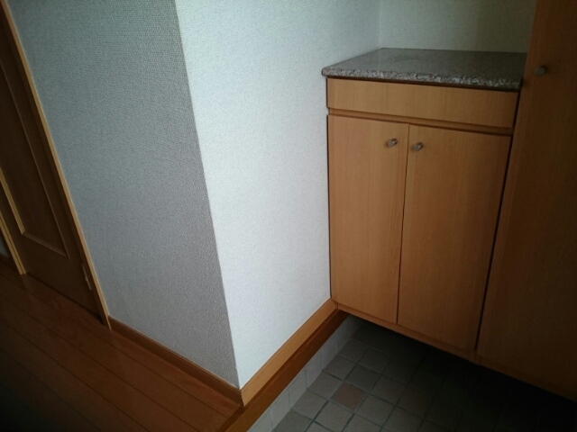 茨城県牛久市牛久町 玄関