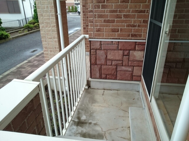 茨城県牛久市牛久町 ベランダ