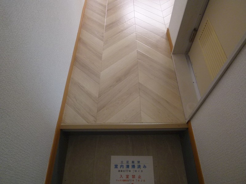 茨城県稲敷郡阿見町中央４丁目 玄関