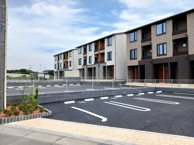 茨城県土浦市神立東１丁目 駐車場