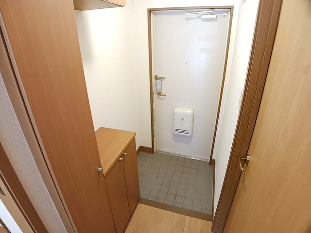 茨城県土浦市港町２丁目 玄関