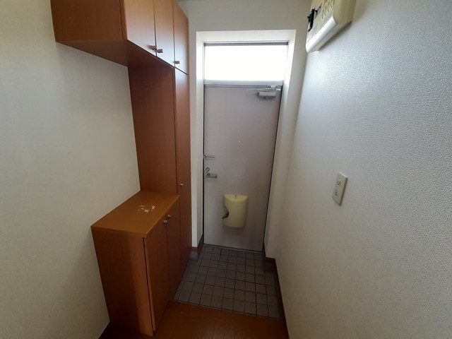 茨城県土浦市下高津１丁目 玄関