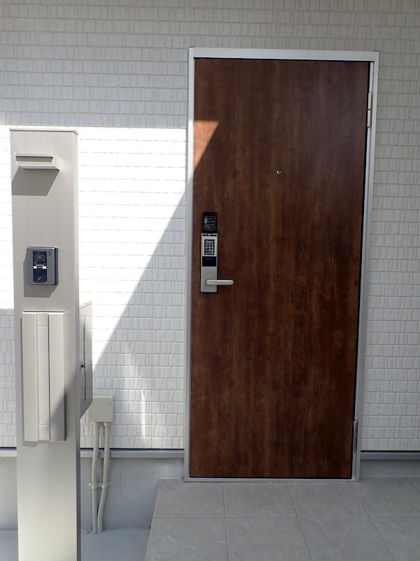 ＣＲＡＳ （クラス） 玄関