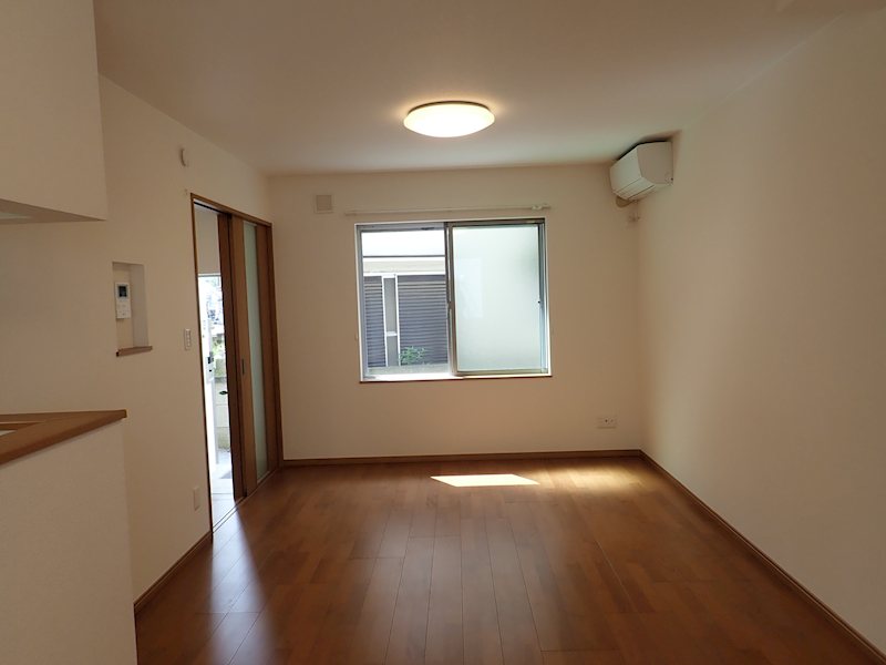 ＣＲＡＳ （クラス） リビング