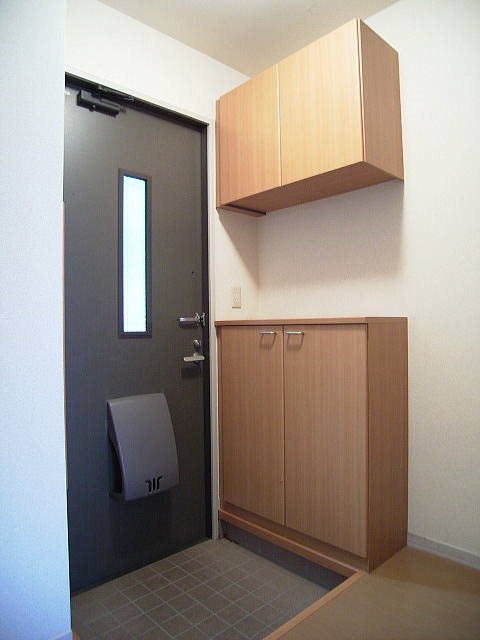 ポムドテール  玄関