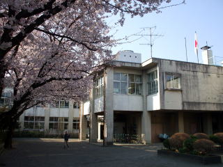 メゾンブルースカイ  小学校