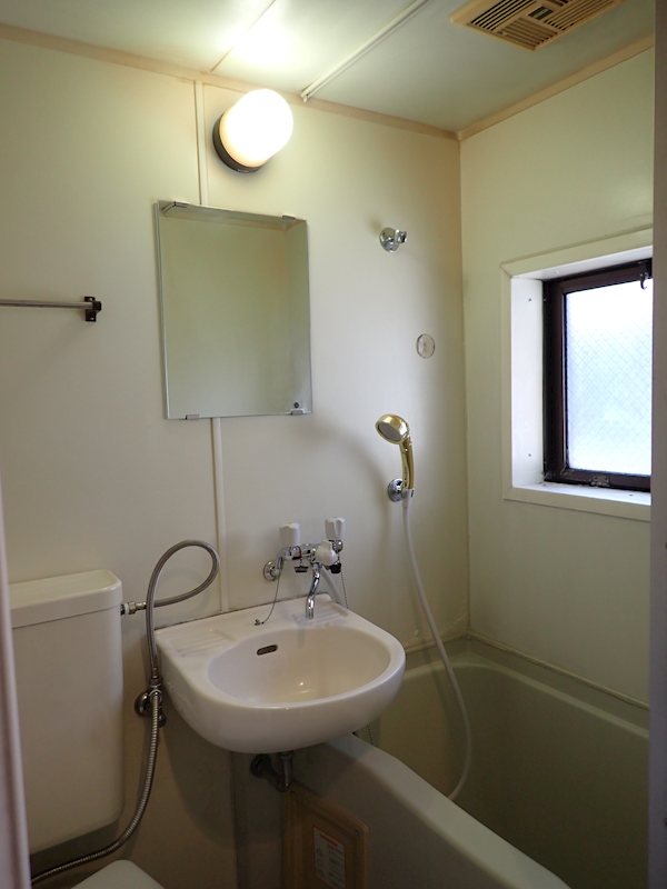 ハーフムーン 風呂画像