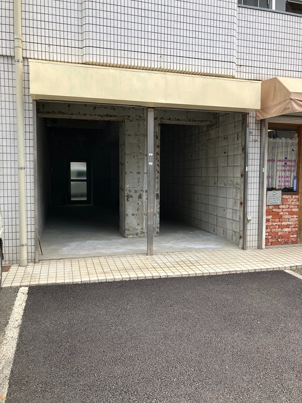 ストークマンション畑野 玄関