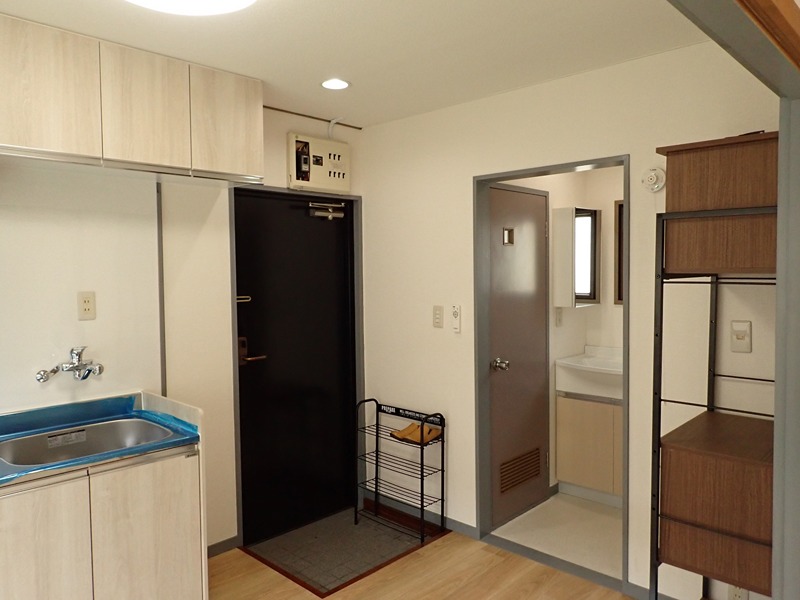 丸屋ビル 玄関