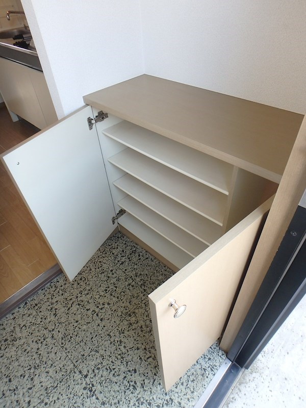 ファンズ・ヒル 玄関