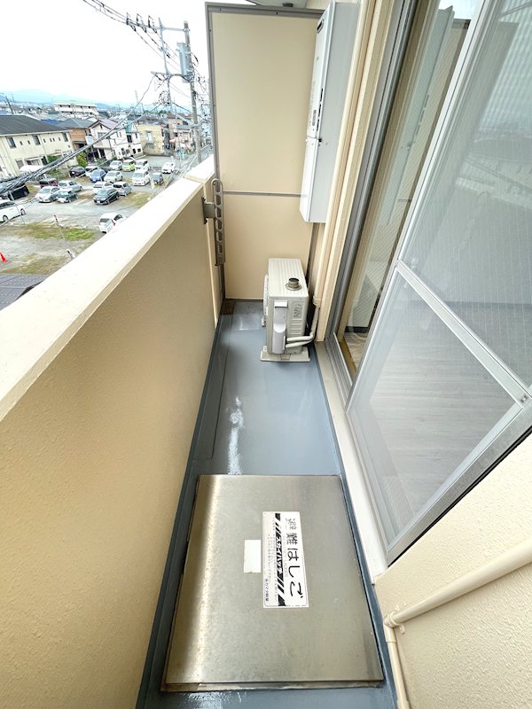 板倉ビル ベランダ