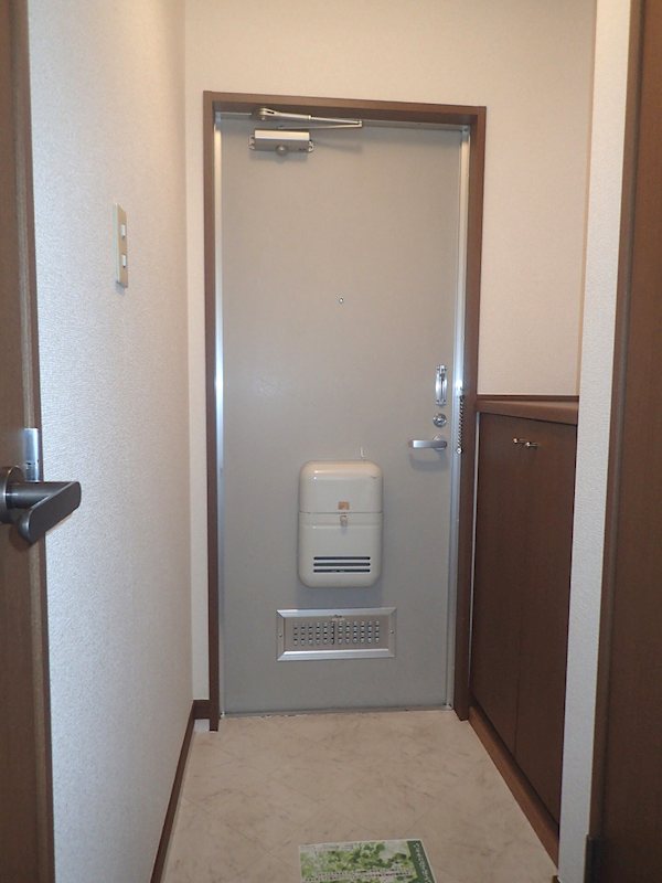 カサフェリース 玄関