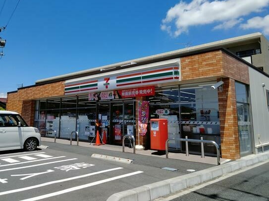 ファミール囲護台 周辺画像1