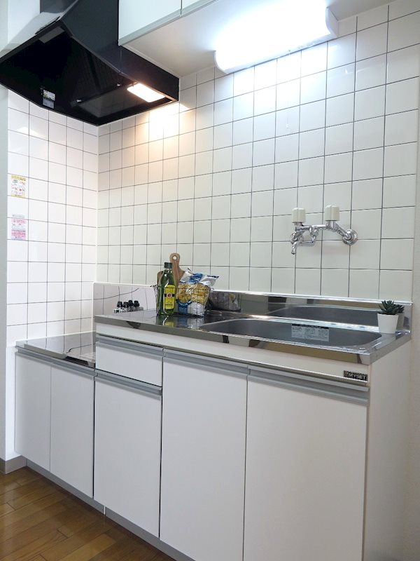 エス・カリーノ キッチン