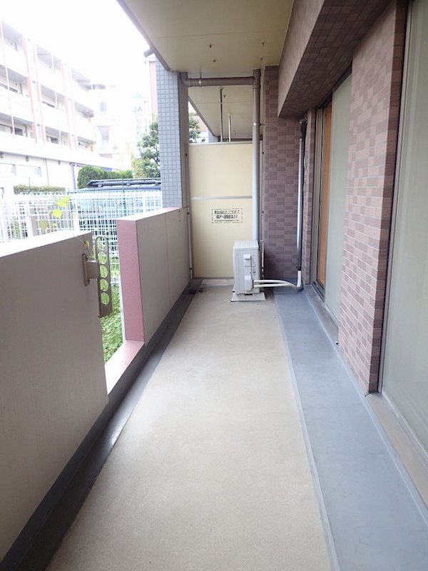 ラフィネ・エスト ベランダ