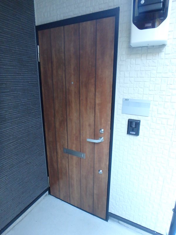 サルタスハウス 玄関