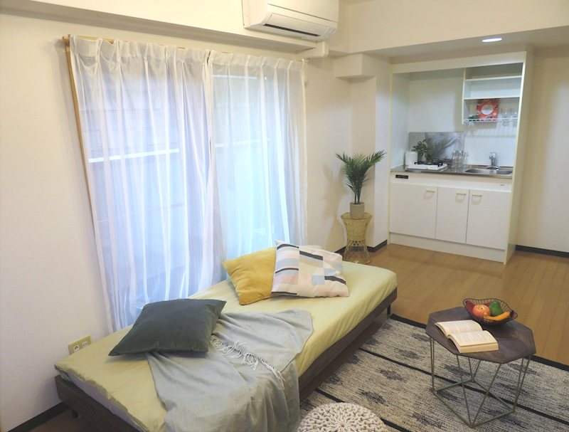 ロイヤルヒルズ ベッドルーム