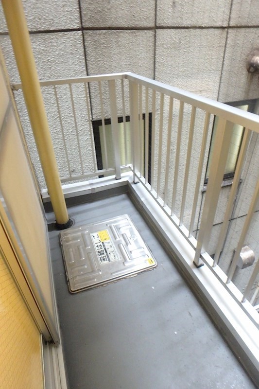 MYE新宿御苑二番館 ベランダ