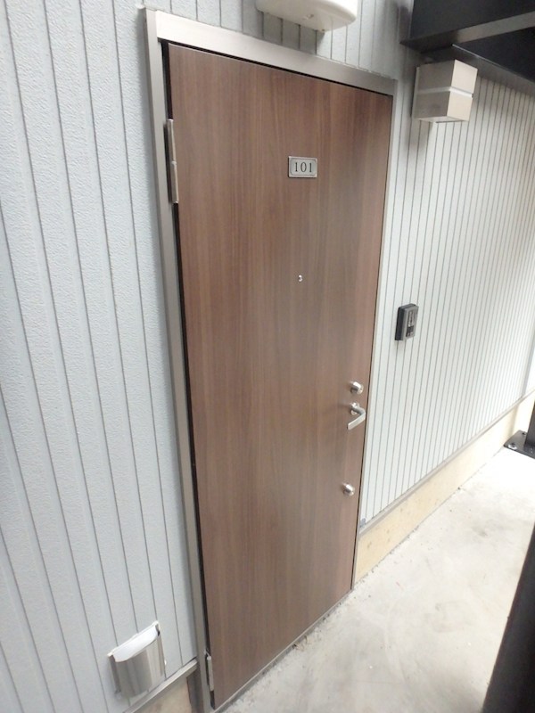 ラフィナ・コーヴ 玄関