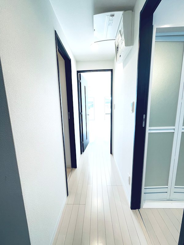 ペイザージュ本町 玄関