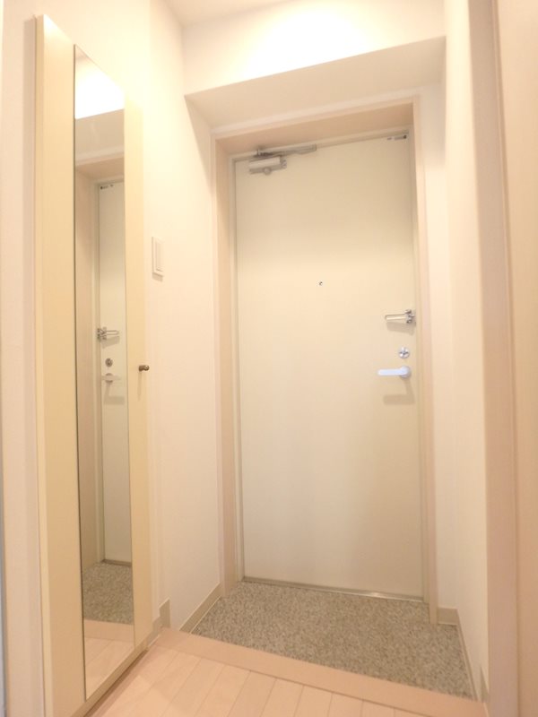 ディ・パンテレリア 玄関