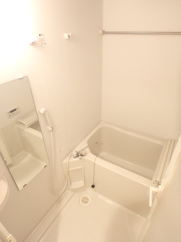 ディ・パンテレリア 風呂画像