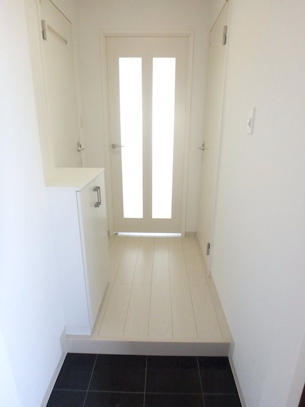 メルヴェーユ津田沼 玄関