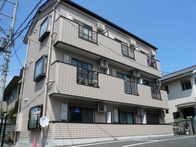 ジュネス岩井 302号室 外観