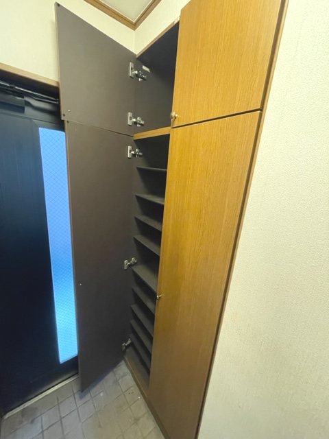 メゾンフルール 玄関