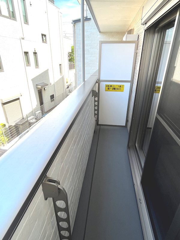 モンセラテ原木中山 ベランダ