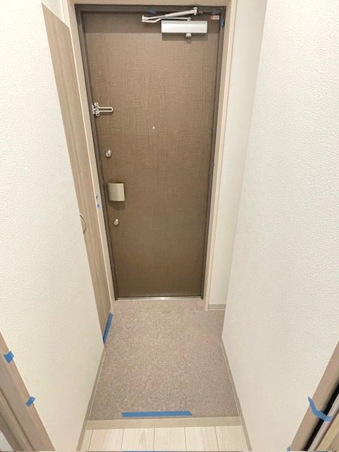 HIRUGI小竹向原 玄関