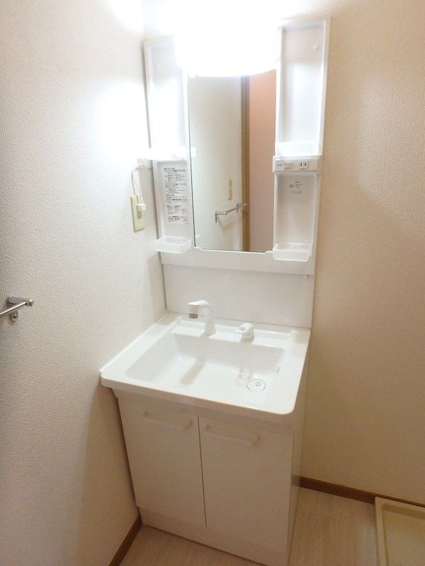 EIKOH CRESCENT その他1