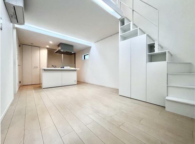 ＬｉｂｒｅⅠ番館 リビング