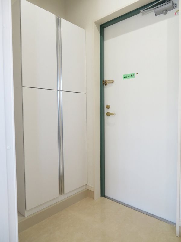 ロイヤル東日暮里1 玄関