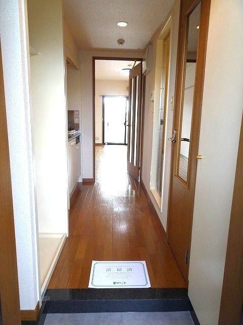 リバレイン 玄関