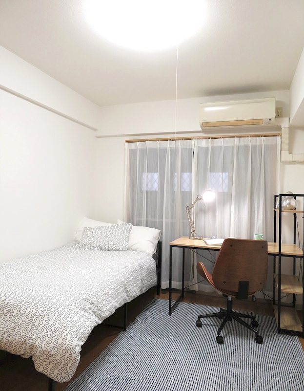 ロイヤルヒルズ ベッドルーム