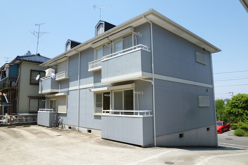 南向きの2DKアパートメント