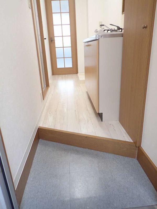 ドミール・アイ 玄関