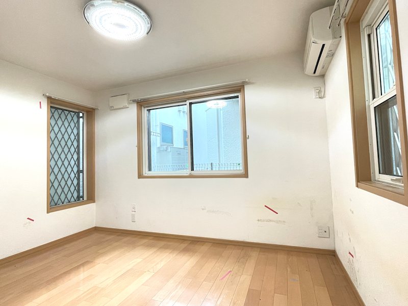 クララロベール リビング