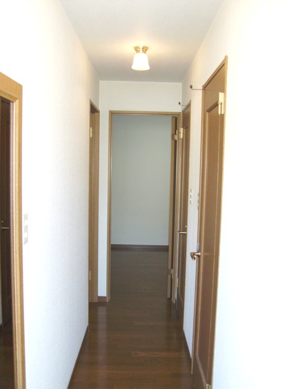 ラフィーネB 玄関