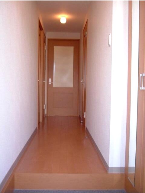 ベルフレンテⅡ 玄関