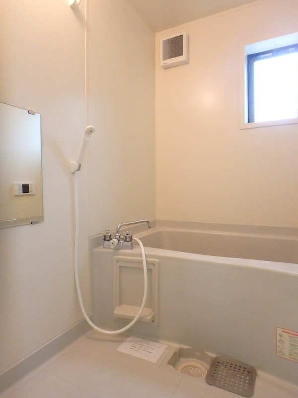 メゾンドール 風呂画像