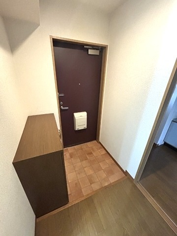 アルジェノン 玄関