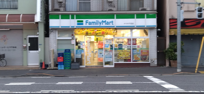 アルテシモラート コンビニ