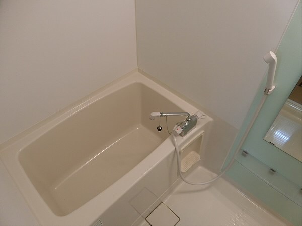 コーポよしざわ2号棟 風呂画像