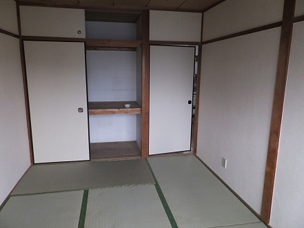 ベッドルーム