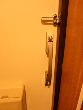 フローレル北烏山 玄関