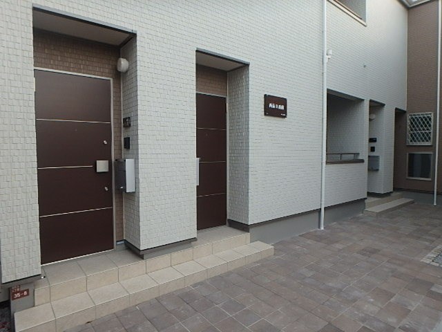 西荻Ⅱ番館 エントランス
