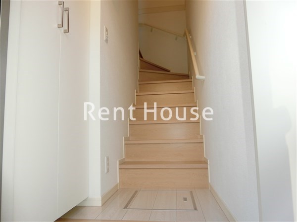 Court Villa 久我山 玄関