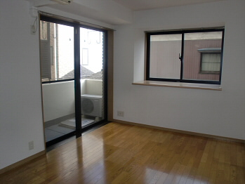 プロスペランド府中 リビング